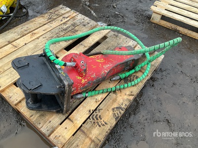 2019 Epiroc SB152 ブレーカー