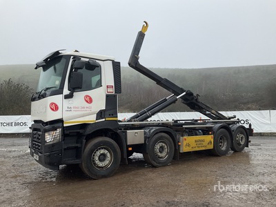 2017 Renault C 8x4 Crew Cab Camión con gancho