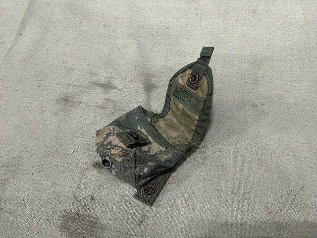 (1,300) Hand Grenade Pouches