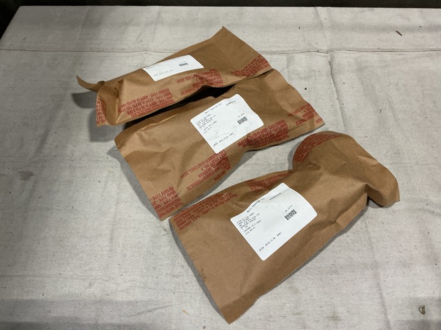 (5) Bell Helicopter 214-010-550-107 Sleeve Bushings