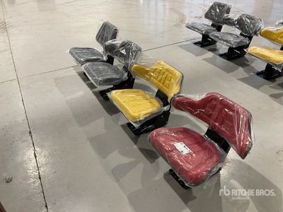 Quantity of (4) Tractor Seat その他 - 機械部品 (Unused)