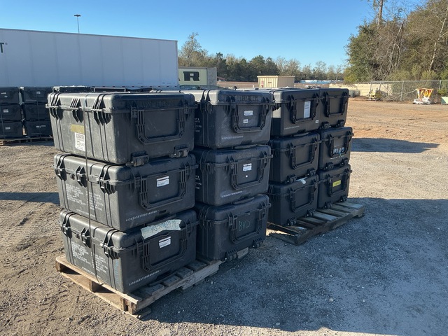 (12) Pelican Shipping & Storage Cases