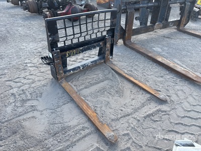 48 in Forche per mini pala - Fits Cat