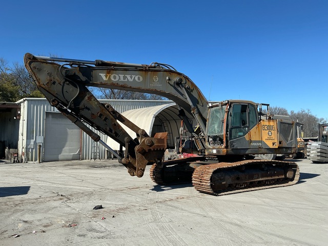 2021 Volvo EC300EL Tracked Excavator