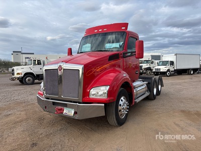 2016 Kenworth T880 6x4 T/A Day Cab Truck Tractor