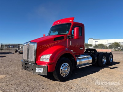 2017 Kenworth T880 6x4 Day Cab Truck Tractor