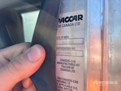 2016 Peterbilt 348 6x4 Water Truck