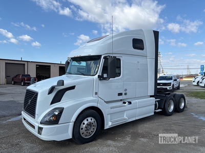 2016 Volvo VNL 6x4 T/A Sleeper Truck Tractor
