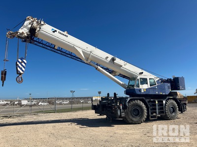 2015 Tadano GR-1000XL 100 ton 4x4 Rough Terrain Crane