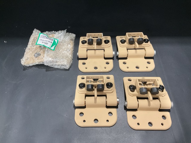 (15) Oshkosh 0312107182-00 Vehicular Door Hinges