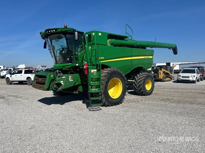 2018 John Deere S780 4x4 Maaidorser