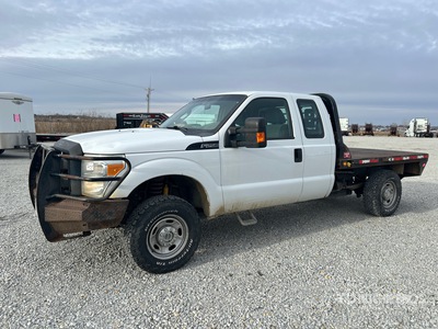 2011 Ford F-250 XL 4x4 Extended Cab Flatbed Truck