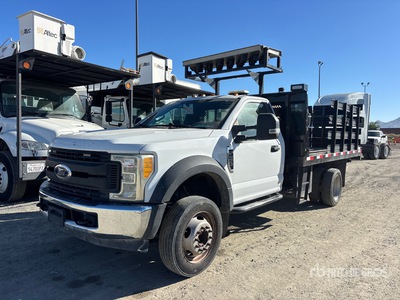 2017 Ford F-450 XL 4x2 Platte vrachtwagen