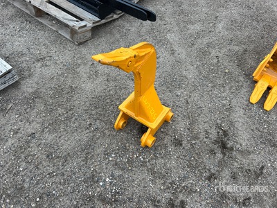 2026 GIYI Excavator Ripper - Fits Cat 303 (Unused)