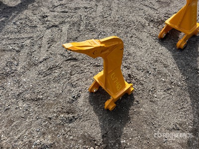 2026 GIYI Ripper per escavatore - Fits Cat 303 (Unused)