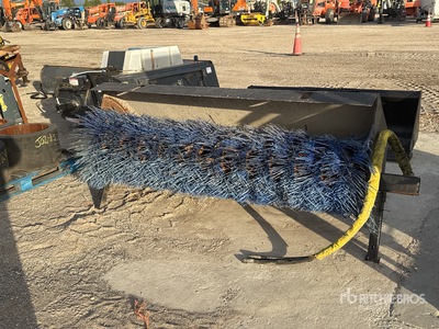 72 in スキッドステア用ブーム