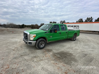 2015 Ford F-350 4x2 Crew Cab Pickup