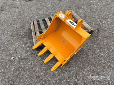 2026 GIYI GY-BK 24 in Excavator Bucket - Fits Cat 305 (Unused)