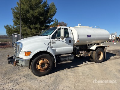 2008 Ford F-650 散水車