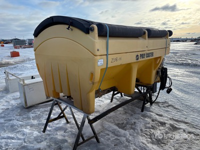 Fisher Poly Caster 8 ft 6 in Truck Mounted Sand and Épandeur de sel