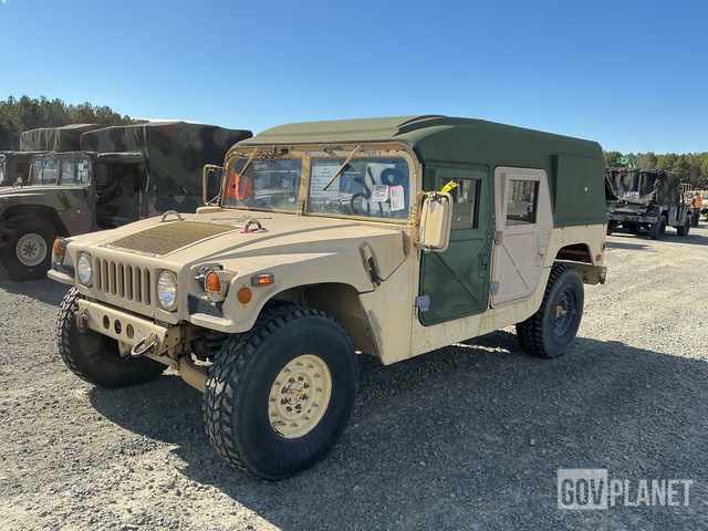 2008 AM General M1097R1 HMMWV 4 Door Hard Top w/Helmet Top