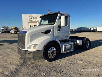 2018 Peterbilt 4x2 S/A Day Cab Truck Tractor
