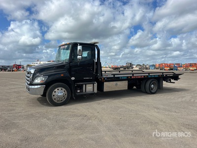 2021 Hino 268 4x2 Rollback Truck