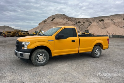 2017 Ford F-150 XL 4x2 Pickup