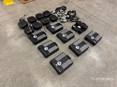 Quantity of (8) Motorola XTL2500 700/800 MHz Dashmount Radios