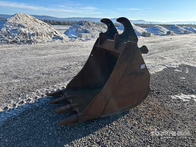 42 in Digging Excavator Bucket