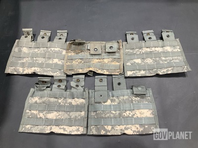 (470) M4 Three Mag Pouches