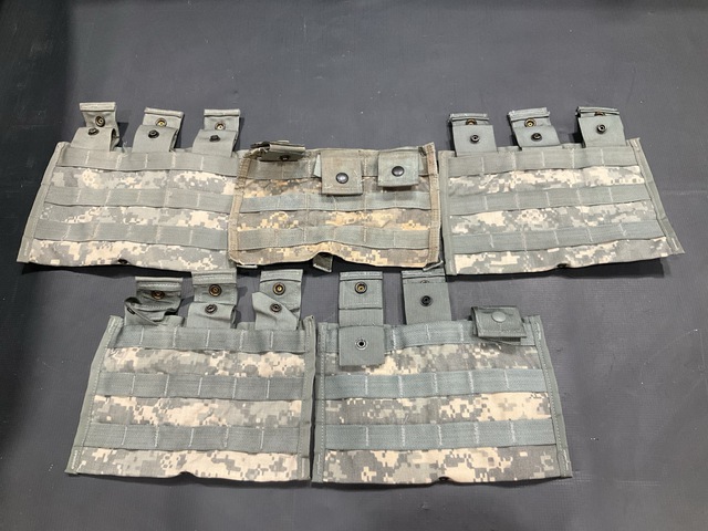 (470) M4 Three Mag Pouches