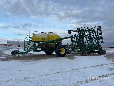 2009 John Deere 1830 42 ft مثقاب هوائي