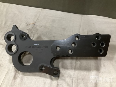 (5) A To Z Machine Company 12606026 Tow Hooks