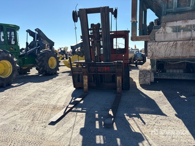 Lion Liftall HT180 18000 lb Pneumatic Tire رافعة شوكية (Inoperable)