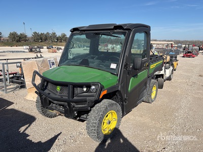 2025 John Deere 875M 4x4 Utility Vehicle