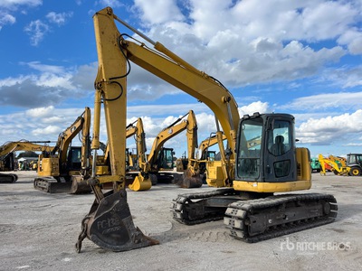 Komatsu PC138LC-10 Tracked Excavator