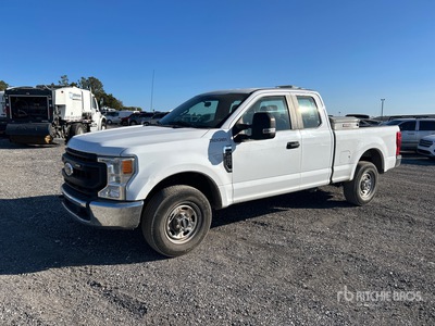 2022 Ford F-250 XL 4x2 Extended Cab Pickup