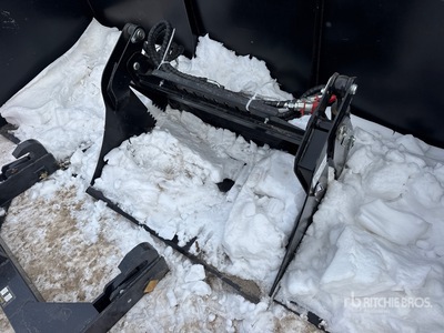 2025 GIYI GY-VR59 39 in Multi-Purpose Mini Pala para Minicargadora (Unused)