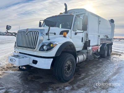 2011 International WorkStar 7400 SBA 6x4 Side Loader Waste Collection Truck