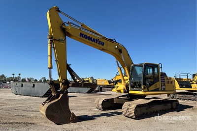 2013 Komatsu PC240LC-10 Tracked Excavator