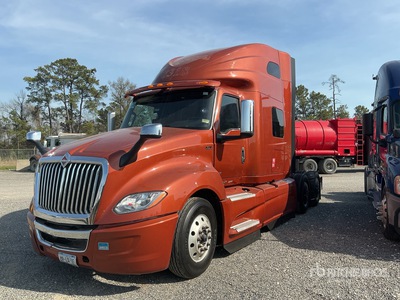2023 International LT625 6x4 Ciągnik siodłowy T/A z kabiną sypialną (Inoperable)