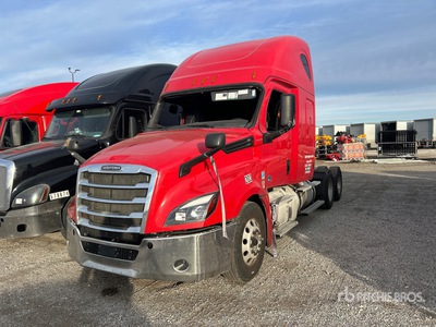 2020 Freightliner Cascadia 126 6x4 T/A Slaapcabine Trekker (Inoperable)