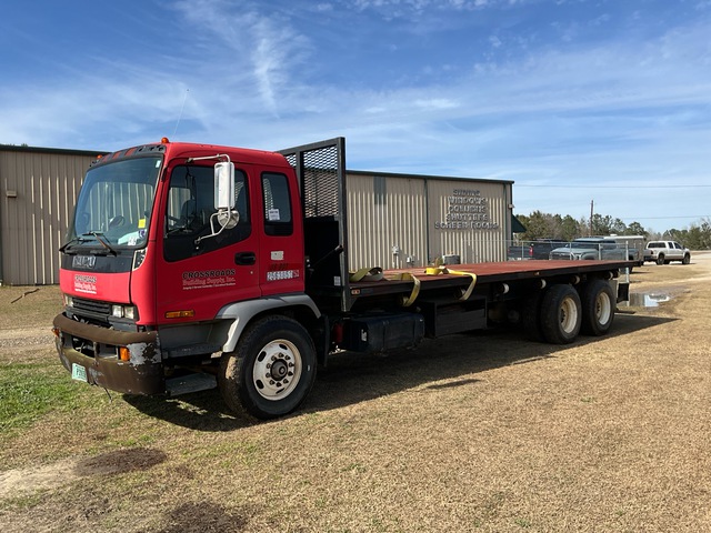 2005 Isuzu  6x4 Flatbed Truck