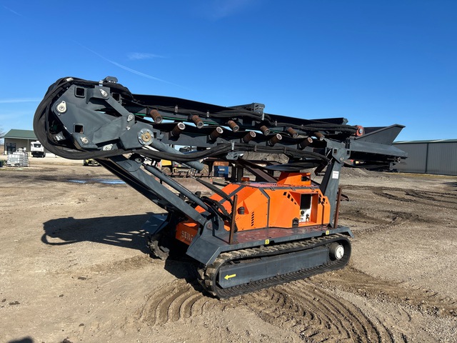 2022 Seba TC10-60 24 in x 33 ft Tracked Transfer Conveyor