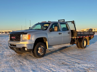 2014 GMC 3500HD 4x4 Crew Cab Pritsche-Lkw