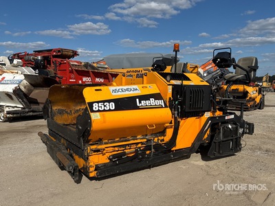 2021 LeeBoy 8530A Track Asphalt Paver