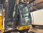 General Appearance with Glass