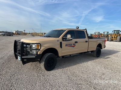 2017 Ford F-250 XL 4x4 Crew Cab Pickup
