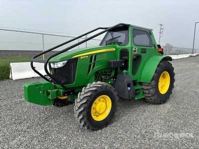 2022 John Deere 5100M 4WD Tractor Agrícola